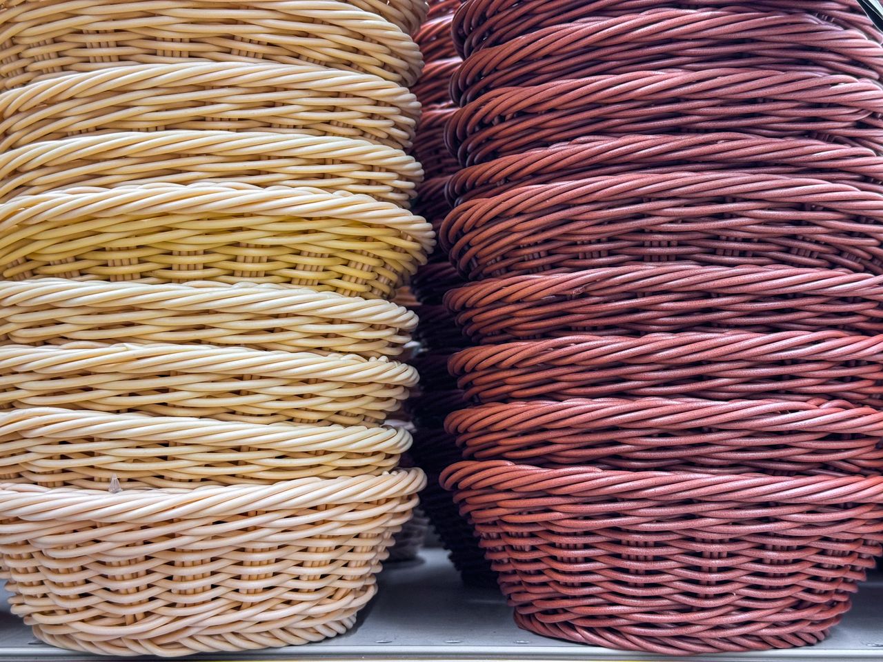 Paniers tressés multicolores